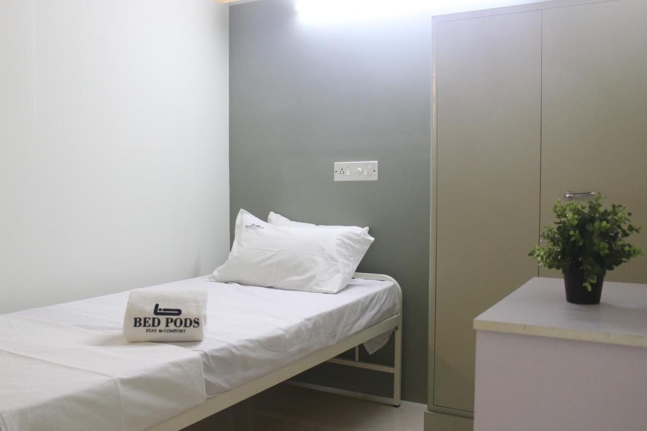 トリバンドラム Bed Podsホステル エクステリア 写真